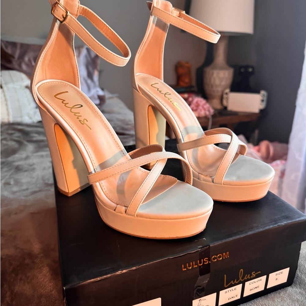 Lulus High heels